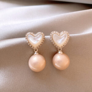 New Style Heart-Shaped Zircon Pearl Earrings for Women